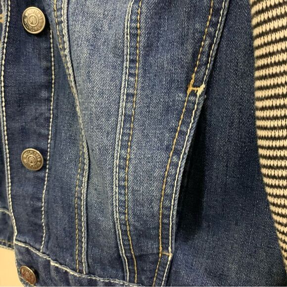 WALLFLOWER JEAN JACKET WOMEN LARGE BLUE DENIM CROP STRIPED KNIT ARM HOOD. - Picture 5 of 15